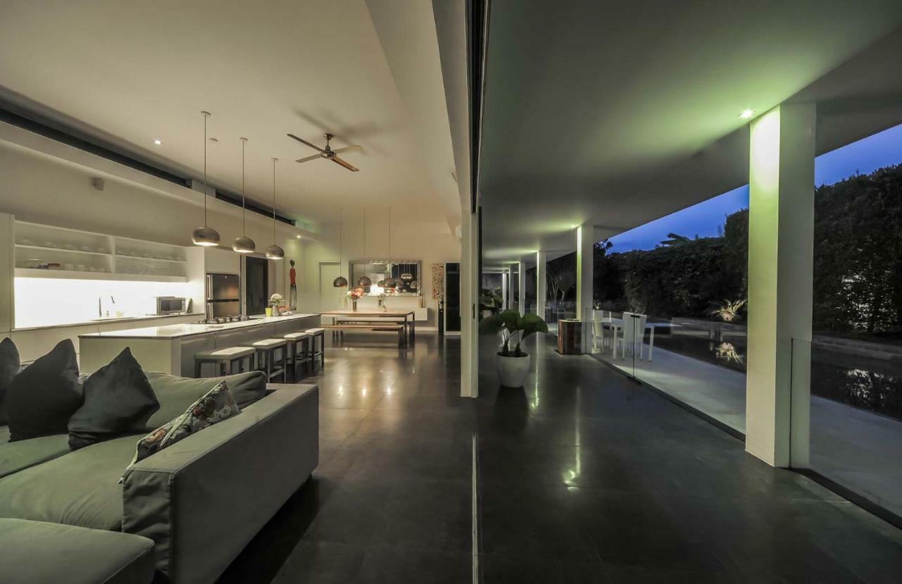 Casa Priya Petitenget Семиньяк Экстерьер фото